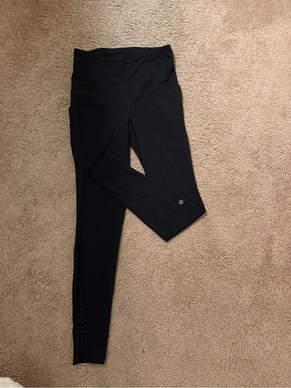 Lululemon black fast & free 28” tight